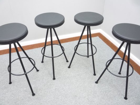 Black metal bar stools 2024 set of 4