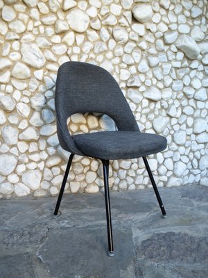 Knoll saarinen online chair