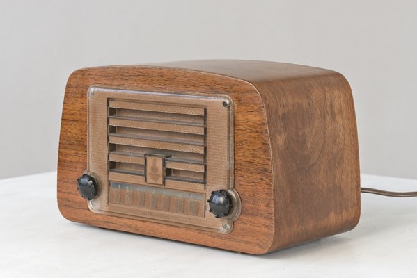 588a Radio by Charles & Ray Eames for Emerson, 1946 for sale at Pamono