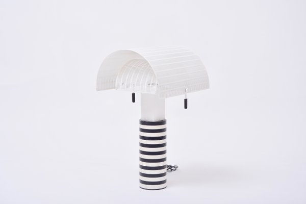 Lampe de Bureau Postmoderne Shogun Noir & Blanc par Mario Botta pour  Artemide, 1990s en vente sur Pamono