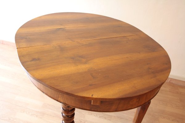 Large Antique Walnut Extendable Dining, Large Round Extending Dining Table