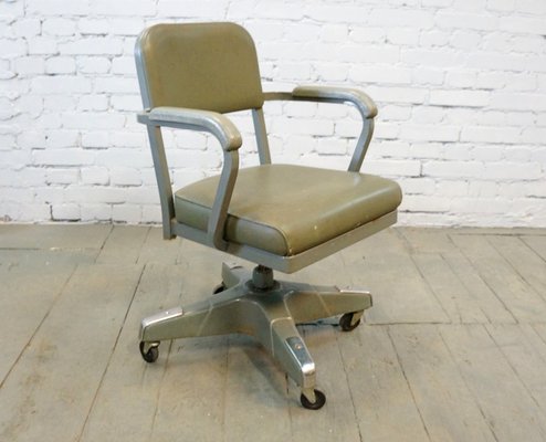 Mid century gaming chair outlet