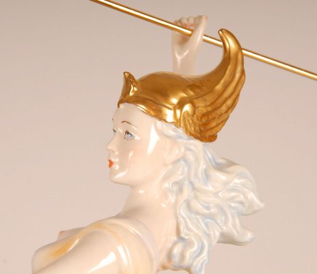 PORCELLANE  VILLARI  ヴィラリ　イタリア製　天使の置物 Mid-Century Italian Porcelain Sculpture of Diana the Huntress by