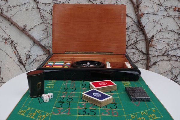 Jeu De Roulette Vintage En Bakélite – Avec Sa Bille, Boîte D'origine (défraîchie)