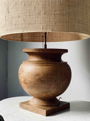 Vintage Massive Round Wooden Table, Vintage Wooden Table Lamps