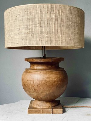 Vintage Massive Round Wooden Table, Antique Wooden Table Lamps