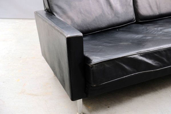 Cubistic Leather 3 Seater Sofa With, What Cushions For Black Leather Sofa
