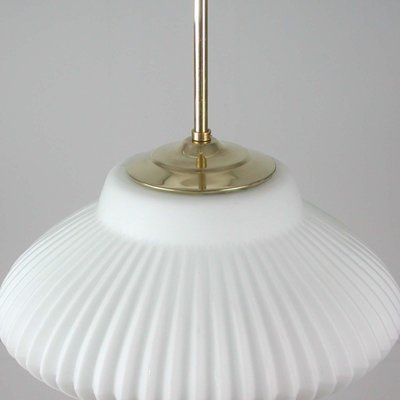 Milk glass globe light deals