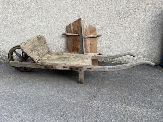 Antique 2024 wheelbarrow value