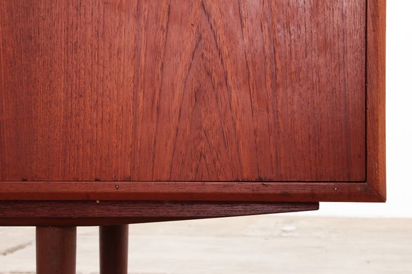 Red 2024 dane furniture