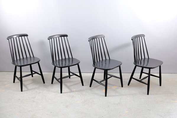 Vintage Dining Chairs By Ilmari, Black Spindle Dining Chairs Set Of 4