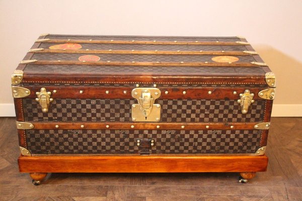Baule con fantasia a quadri di Louis Vuitton in vendita su Pamono
