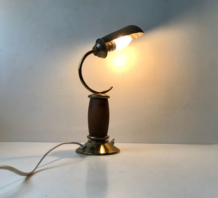 French Art Deco Brass & Oak Clamshell Table Lamp, 1930s for sale at Pamono