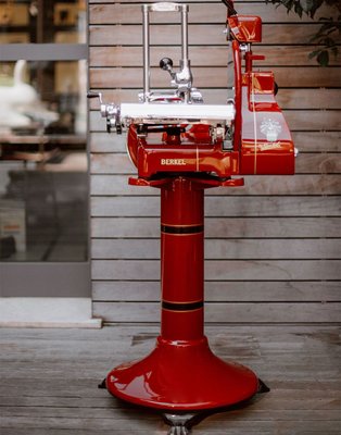 Rote Modell H9 Schneidemaschine