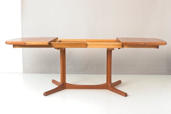 Extending Table in Teak from Dyrlund, Denmark, 1970 for sale at Pamono