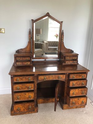 dark pine dressing table