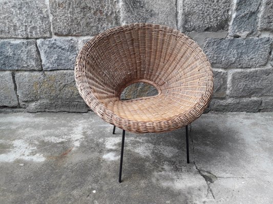 Rattan cheap saucer chair