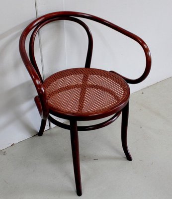 ik heb honger Reclame Brandweerman No. 209 Le Corbusier Armchair by Michael Thonet for Thonet, 1920, Set of 2  for sale at Pamono