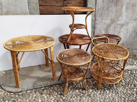 Small Italian Wicker Tables 1950s Set, Small Round Wicker Table And Chairs