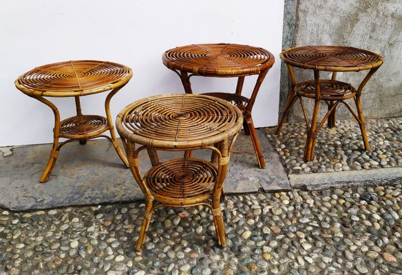 Small Italian Wicker Tables 1950s Set, Small Round Wicker Table And Chairs