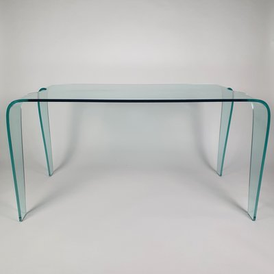 Curved glass dining table deals