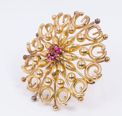 Broche Vintage De Oro 18k Y Piedras Fucsias Anos 50 En Venta En Pamono
