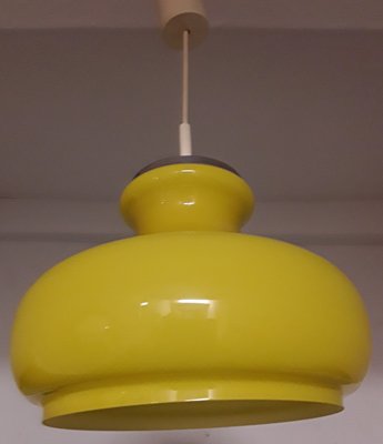 تلاعب \ عبث حافز السلف عباءة شرفة  Vintage Yellow Flashed Glass Ceiling Lamp with Chrome Plated Metal Mount from Honsel, 1970s