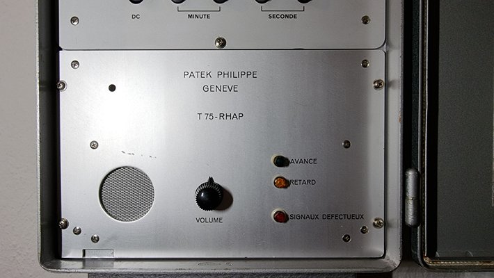 Type FBCZK Beyeler Electronic Master Clock by Patek Philippe for sale at  Pamono