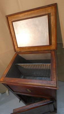 la glaciere antique refrigerator
