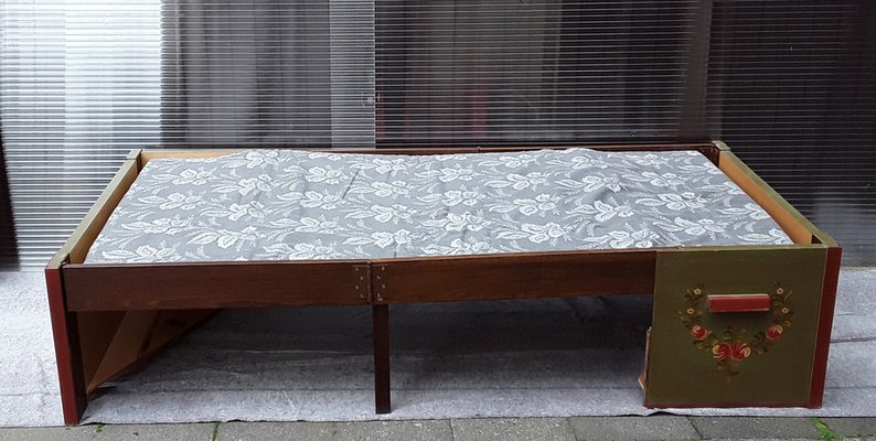 Convertible guest bed online