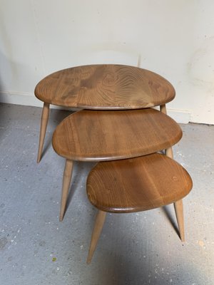 Pebble Nesting Tables from Ercol Set of 3 for sale at Pamono