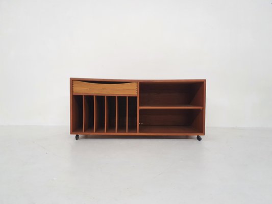 Danish Teak Record Player Or Audio Cabinet Denmark 1960s For At Pamono Danish Teak Record Player Or Audio, Vintage Record Player Console Table