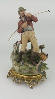 Capodimonte Large Figurine Fisherman En Vente Sur Pamono