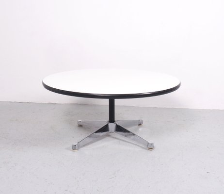 Round Coffee Table By Charles Ray Eames For Herman Miller 1960s At Pamono Ray Eames For Herman Miller 1960s, Herman Miller Eames Coffee Table Round