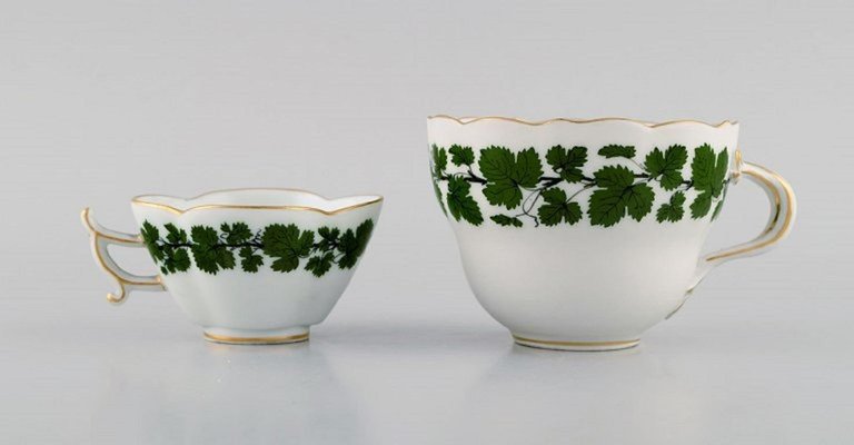 Grne Efeu Weinblatt Mokka Tasse und Teetasse mit Untertassen aus  handbemaltem Porzellan von Meissen, 4er Set bei Pamono kaufen