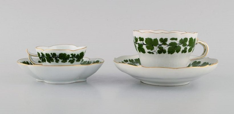Green Ivy Vine Leaf Mocha Cup and Tea Cup with Saucers in