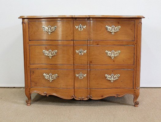 Louis XV Period Nantaise Dresser in Yellow Mahogany, 1700s for sale at Pamono Louis XV Period Nantaise Dresser in Yellow Mahogany, 1700s for sale at Pamono