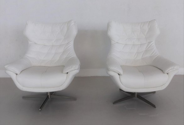 Italian Swivel Armchairs in White Leather 1980s Set of 2 for