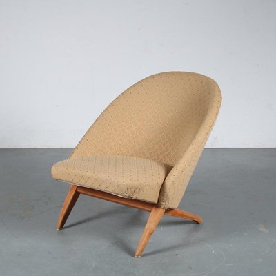 Artifort lounge chair top