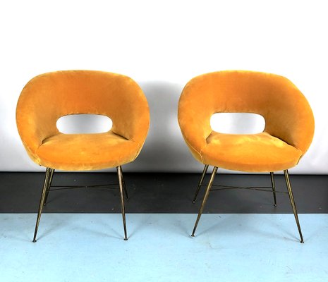 Vintage gold shop velvet chair