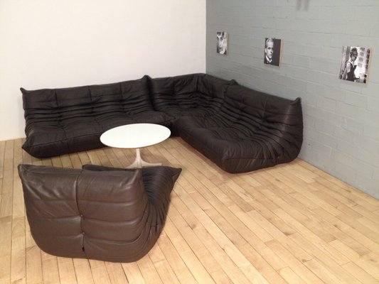 Chocolate Brown Leather Togo Sofa Set By Michel Ducaroy For Ligne Roset 1970s Chocolate Brown Leather Togo Sofa Set By Michel Ducaroy For Ligne Roset 1970s