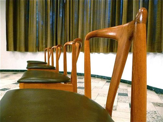 Juliane Dining Chairs by Johannes Andersen for Uldum Møbelfabrik, Set of 4 Juliane Dining Chairs by Johannes Andersen for Uldum Møbelfabrik, Set of 4