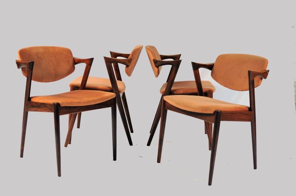 Model 42 Rosewood Dining Chairs By Kai Kristiansen For Schou Andersen Set Of 4 Model 42 Rosewood Dining Chairs By Kai Kristiansen For Schou Andersen Set Of 4