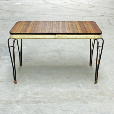 Tavolo Mid Century In Formica E Vinile Con Gambe In Ferro Battuto Anni 60