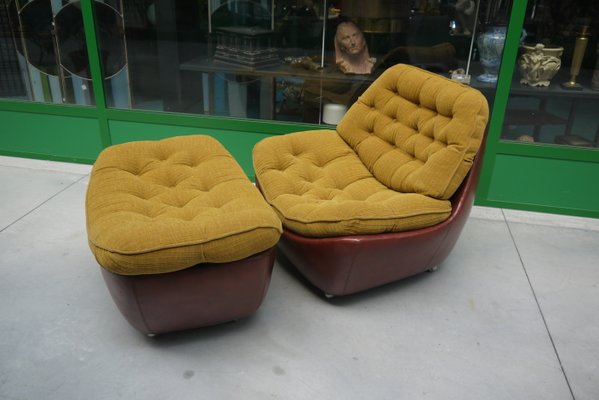 Italian Leather Club Chair With Pouf 1970s For At Pamono Italian Leather Armchair With Pouf 1970s