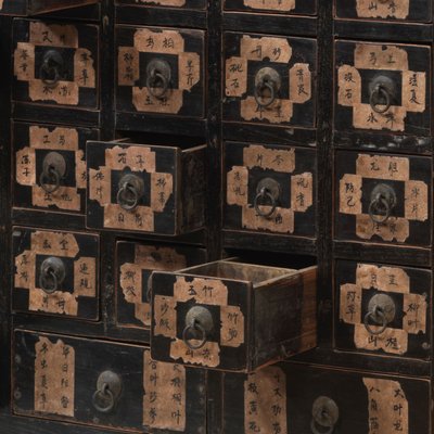 Chinese medicine outlet cabinet antique