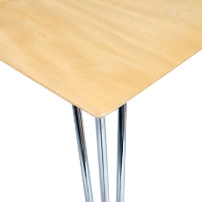 Set moderno di un tavolo di Pietro Lissoni e 4 sedie Connubia di Calligaris, Italia Set moderno di un tavolo di Pietro Lissoni e 4 sedie Connubia di Calligaris, Italia