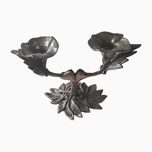 Candelero de dos brazos en forma de flor, años 60