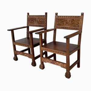 Butacas de altar coloniales españolas con asiento de madera, siglo XIX. Juego de 2