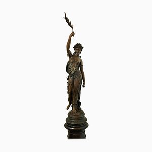 Sculpture de Dame en Bronze Attribuée à Fundicion Barbedienne